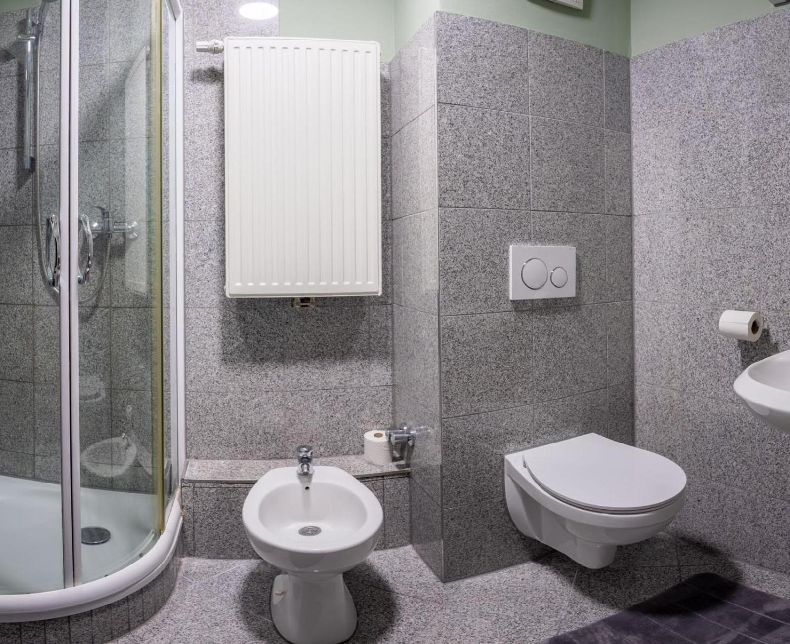 Bed And Breakfast 33 Duisburg Luaran gambar